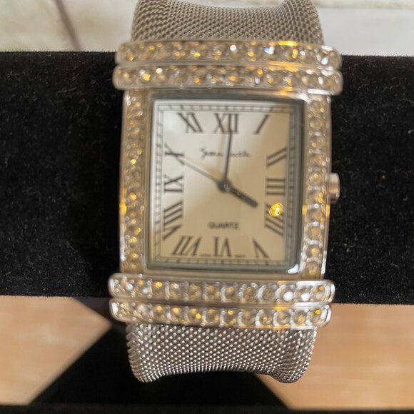 Vintage Susan Lucci Rhinestone Mesh Cuff Bracelet Watch/Analog - Picture 2 of 12